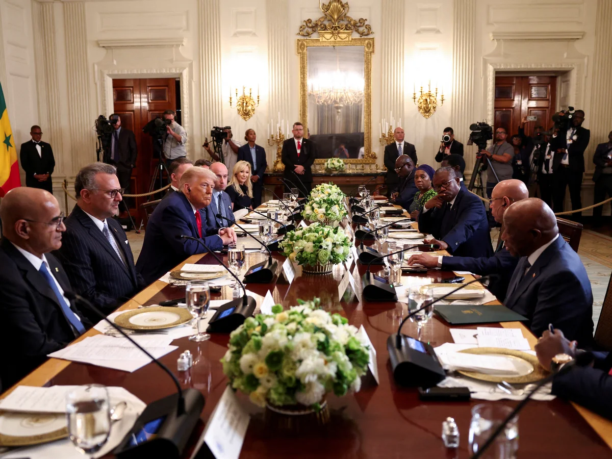 komentar-trump-soal-bahasa-inggris-presiden-liberia-tuai-kecaman-di-afrika